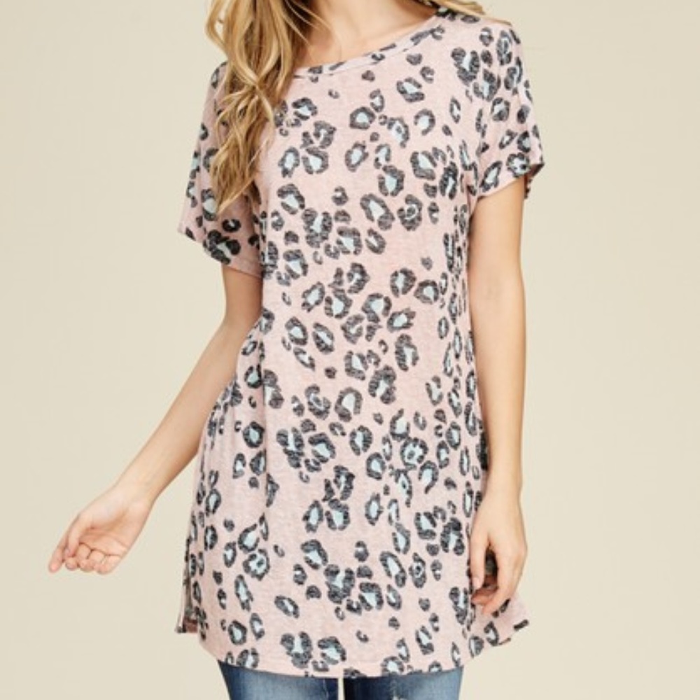Zoey Peach Leopard Tunic